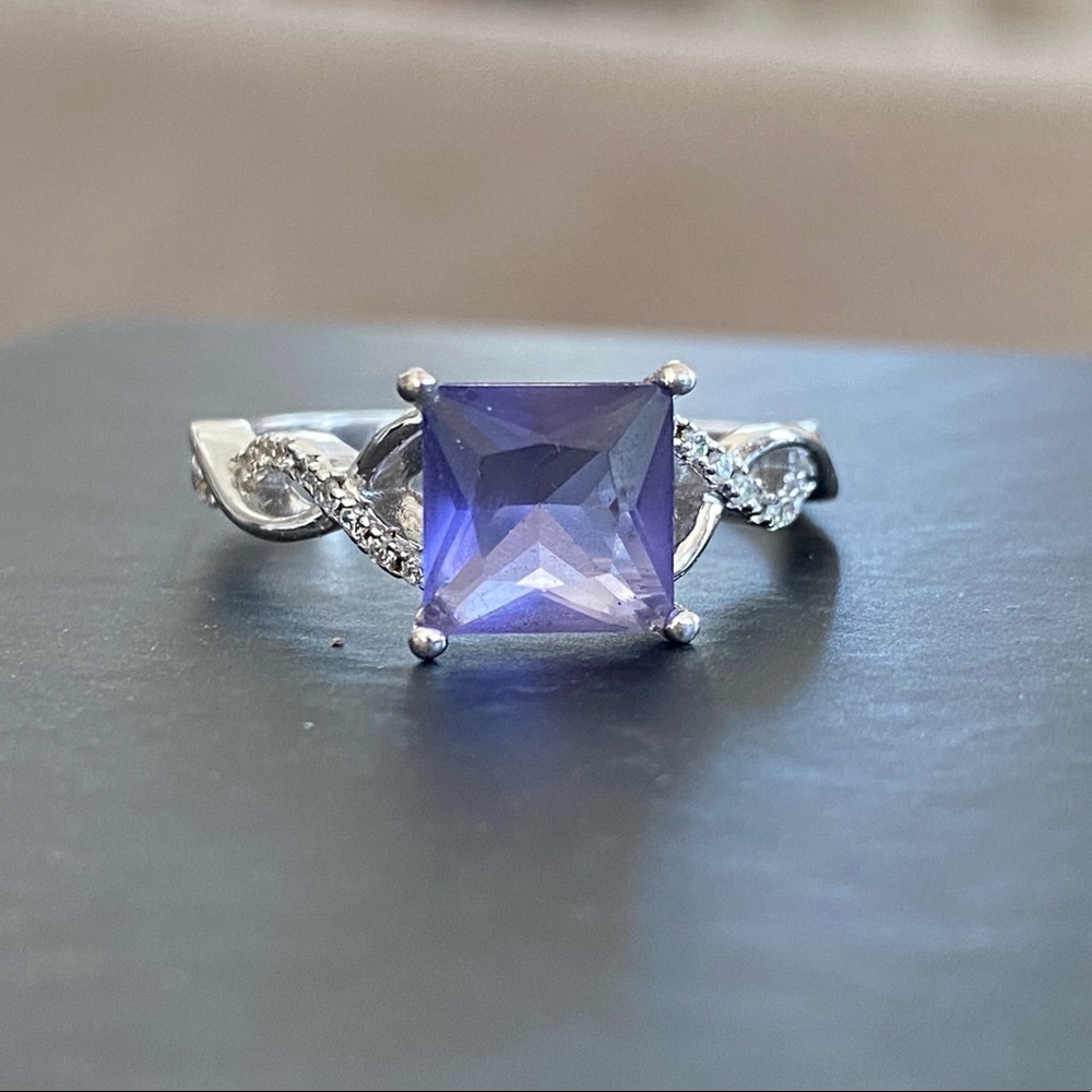 NEW Amethyst Ring, size 6.5/7